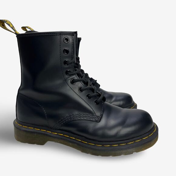 Dr Martens 1460 W Smooth Leather Black Boots Women’s 7 US EU 38 Lace Up AirWair - Picture 1 of 10